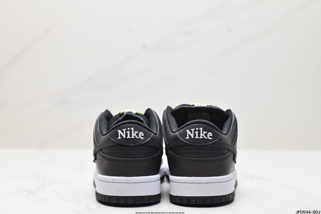 Nike Dunk Shoes